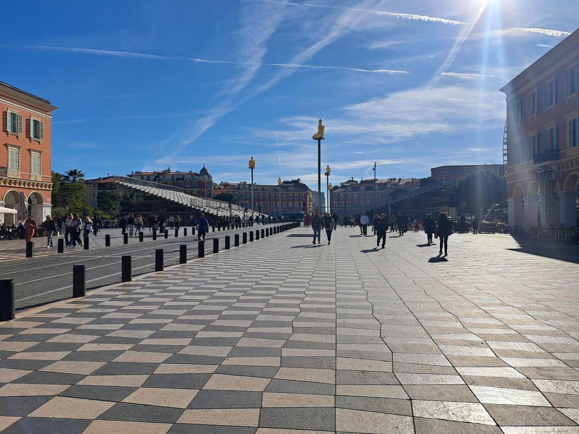 Massena Square View 2 Min To The & The Old Town Appartement *